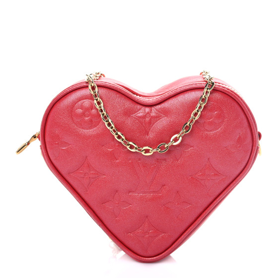 ccbfa306ee13ecd88c4012b13dfc6161 Best 11 Designer Heart Bags For Valentine's 2023