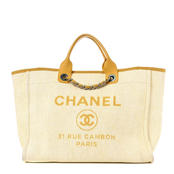 0a3f0b3716e90145552e221a9de4e236 The Best Chanel Diaper Bags in 2023
